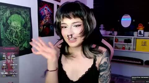Snapshot of neena_nyx chatting on June 2026 01:18:01 AM Neena Nyx online show from June 2026 01:18:01 AM