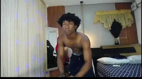 Snapshot of negga_cum chatting on February 2026 02:44:01 PM NEGGA online show from February 2026 02:44:01 PM