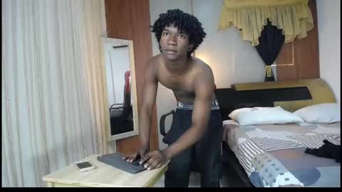 Snapshot of negga_cum chatting on February 2026 03:27:02 PM NEGGA online show from February 2026 03:27:02 PM