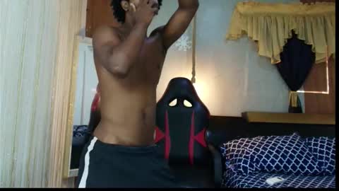 Snapshot of negga_cum chatting on February 2026 01:44:02 PM NEGGA online show from February 2026 01:44:02 PM