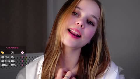 Snapshot of neldaaskins chatting on February 2025 11:01:02 AM Lana online show from February 2025 11:01:02 AM