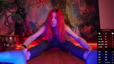 Snapshot of nelke_sun chatting on December 2024 06:23:02 AM Dany online show from December 2024 06:23:02 AM