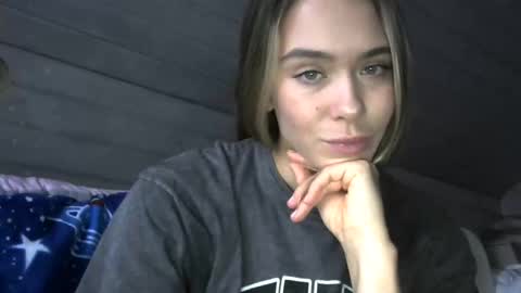 Snapshot of nelly_fortu chatting on November 2025 11:21:01 AM nelly_fortu online show from November 2025 11:21:01 AM