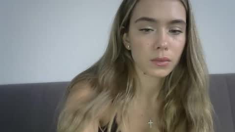 Snapshot of nelly_fortu chatting on December 2025 10:57:02 AM nelly_fortu online show from December 2025 10:57:02 AM