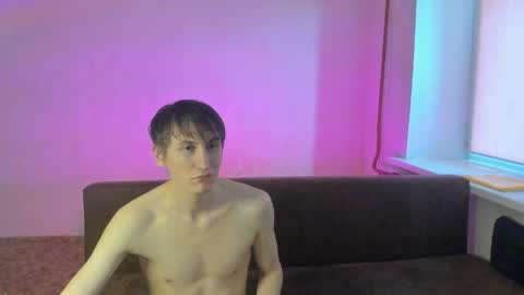 Alex online show from April 2026 06:44:02 AM