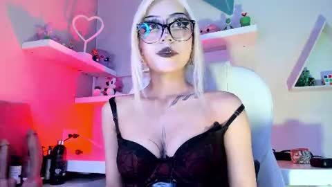 Snapshot of nemesis_castel_ chatting on July 2026 03:07:01 PM Nemesis online show from July 2026 03:07:01 PM