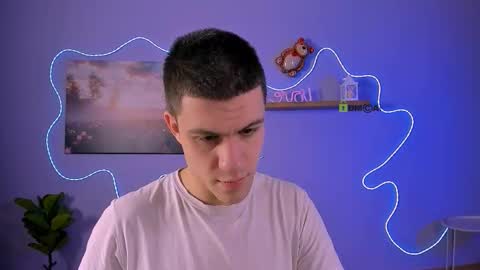 neo_raze_ online show from March 2026 07:29:01 PM