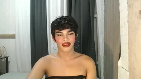 neomi online show from October 2025 06:59:01 AM