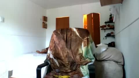 Snapshot of nephew_p chatting on June 2026 09:06:02 PM nephew_p online show from June 2026 09:06:02 PM