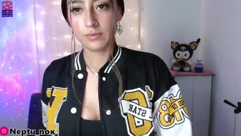 Neptu noxx online show from January 2025 11:16:01 PM