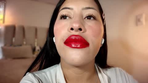 Helena    Every Friday new video for my fan club loves  online show from January 2025 06:47:01 PM