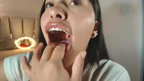 Helena    Every Friday new video for my fan club loves  online show from February 2025 02:51:02 AM