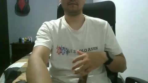 Snapshot of nerdxxx94 chatting on April 2026 04:41:01 AM MrBull online show from April 2026 04:41:01 AM