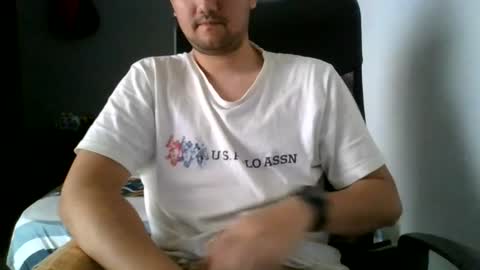 Snapshot of nerdxxx94 chatting on June 2026 08:13:01 PM MrBull online show from June 2026 08:13:01 PM