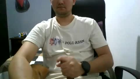 Snapshot of nerdxxx94 chatting on July 2026 04:07:01 AM MrBull online show from July 2026 04:07:01 AM