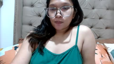 Snapshot of nerdypinaypie chatting on July 2026 06:38:02 AM nerdypinaypie online show from July 2026 06:38:02 AM