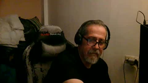 neron401 online show from April 2026 02:01:01 AM