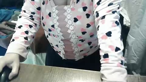 neslihan online show from February 2025 08:49:02 PM