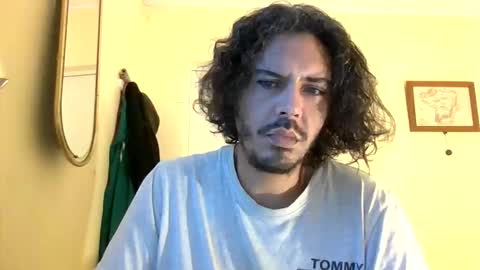 Michael online show from December 2025 04:01:01 PM