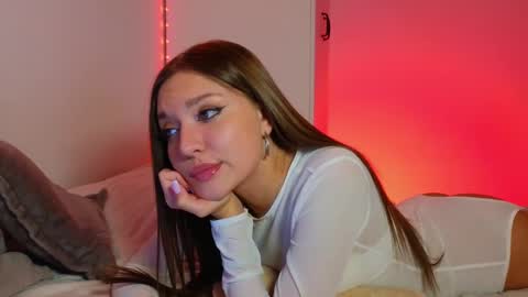 Nessa online show from December 2024 07:35:01 PM