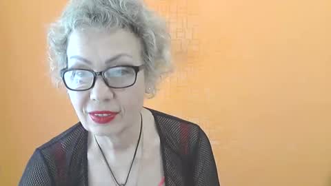 NessyJenixs online show from April 2026 07:19:01 AM