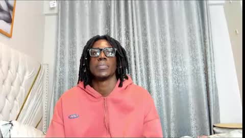 Snapshot of netfux_and_chill chatting on July 2026 07:29:02 PM netfux_and_chill online show from July 2026 07:29:02 PM