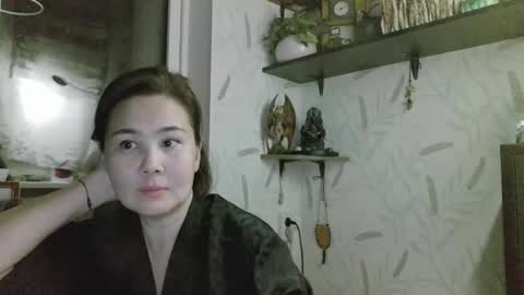 Nettie Allie online show from December 2025 07:42:02 PM