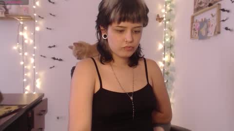 Mar online show from October 2025 07:59:01 PM
