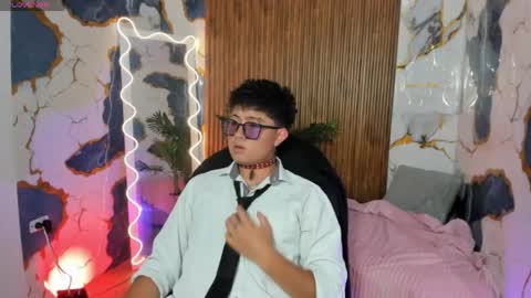 nevolo_tay online show from June 2026 11:47:01 AM