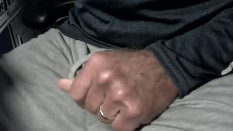 nevrsaynevr2000 online show from October 2025 01:08:01 PM