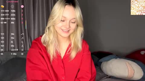 Snapshot of new_wave_chloe chatting on January 2026 10:56:02 PM Chloe online show from January 2026 10:56:02 PM