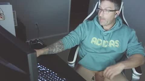 Snapshot of newevo chatting on October 2025 06:28:02 AM newevo online show from October 2025 06:28:02 AM