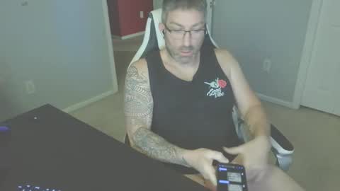 Snapshot of newevo chatting on June 2026 10:04:02 PM newevo online show from June 2026 10:04:02 PM