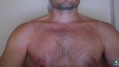 Snapshot of newtyguy90 chatting on December 2024 05:33:01 PM newtyguy90 online show from December 2024 05:33:01 PM