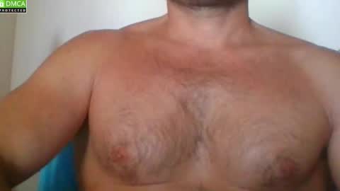Snapshot of newtyguy90 chatting on September 2025 01:38:01 PM newtyguy90 online show from September 2025 01:38:01 PM