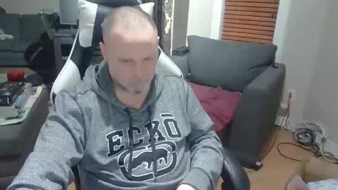 Snapshot of newvvorld chatting on March 2026 12:36:02 AM NewWorld online show from March 2026 12:36:02 AM