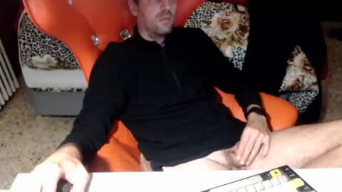 Snapshot of nextdoor_dilf chatting on October 2025 06:47:01 PM nextdoor_dilf online show from October 2025 06:47:01 PM