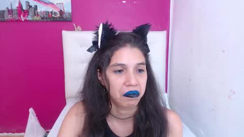 nextdoor_fantasy online show from October 2025 10:00:02 PM