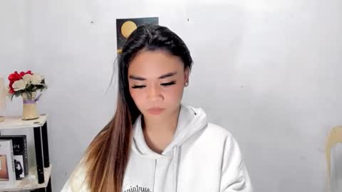 hottie nicole online show from March 2026 01:44:02 AM