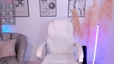 Snapshot of niaevans_x chatting on October 2025 01:33:02 PM Nia online show from October 2025 01:33:02 PM