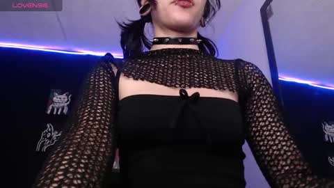 Snapshot of niakat_ chatting on December 2024 04:23:02 AM  niakat  online show from December 2024 04:23:02 AM