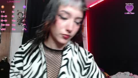 Snapshot of niakat_ chatting on February 2025 12:06:02 PM  niakat  online show from February 2025 12:06:02 PM