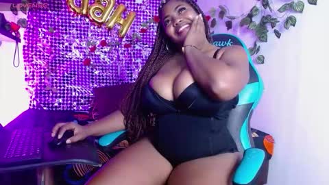 Niawk online show from November 2025 02:51:01 PM