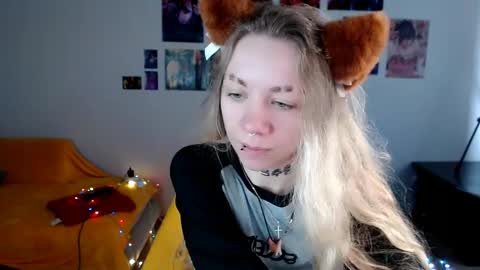 nica_kawaii online show from April 2026 07:41:01 AM