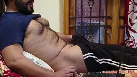 Snapshot of nice_guy_4u_ chatting on December 2024 12:06:01 PM Robin online show from December 2024 12:06:01 PM