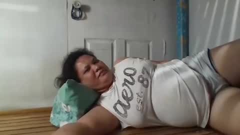 niceasianpussy online show from September 2025 01:00:01 PM