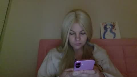 Amber online show from December 2025 10:46:01 AM