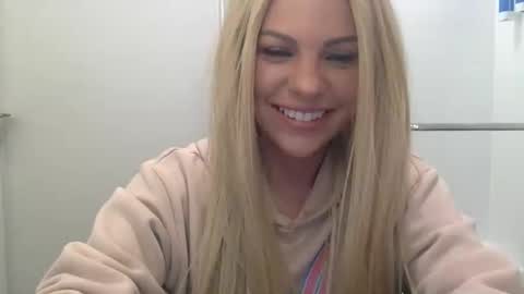 Amber online show from February 2026 03:18:01 AM