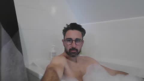 nicefrenchguy79 online show from December 2025 11:26:02 AM