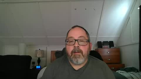 Snapshot of niceguy7208 chatting on March 2025 02:51:01 PM niceguy7208 online show from March 2025 02:51:01 PM